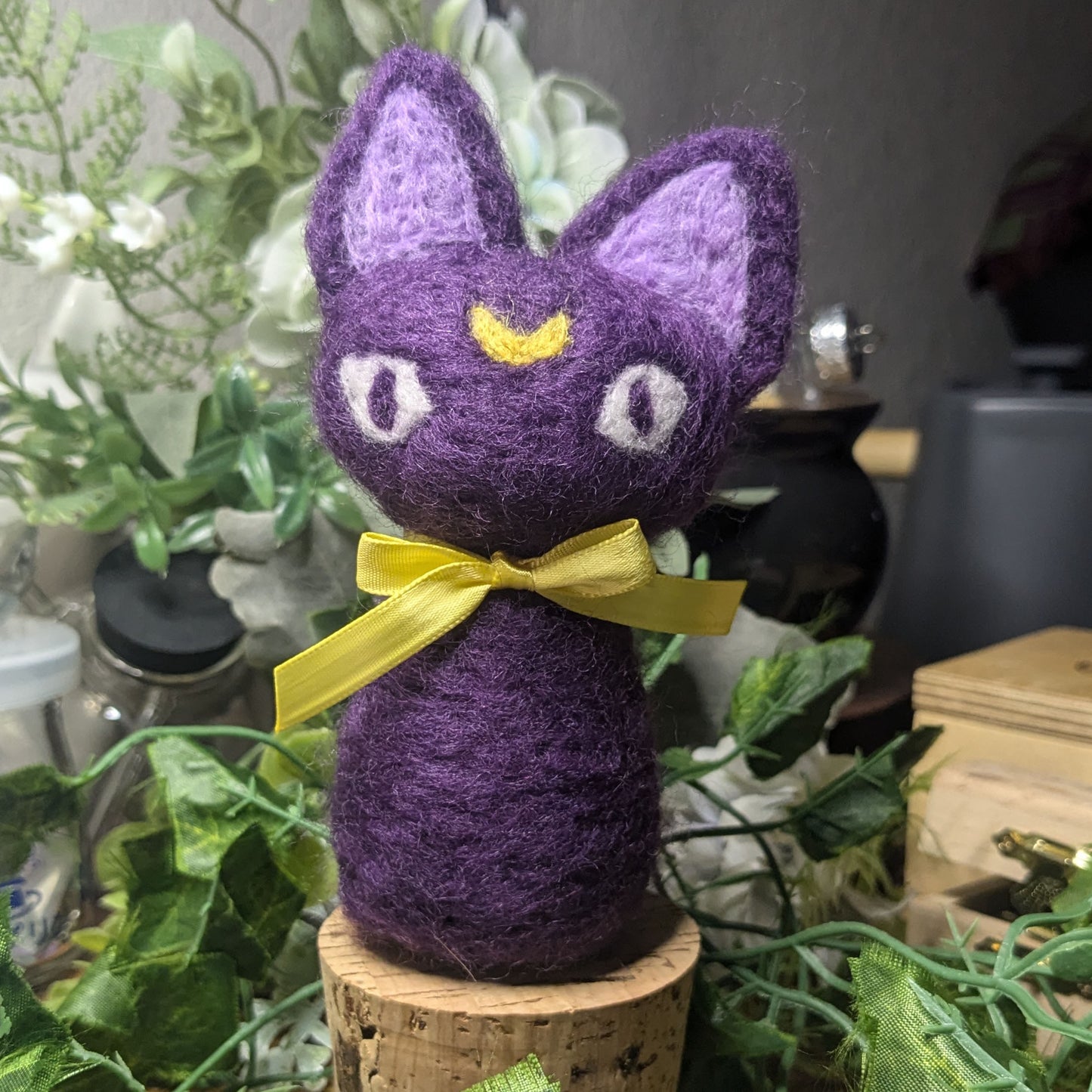 Uncommon Purple Moon Kitten (Hand Needle Felted 100% Wool) Familiar